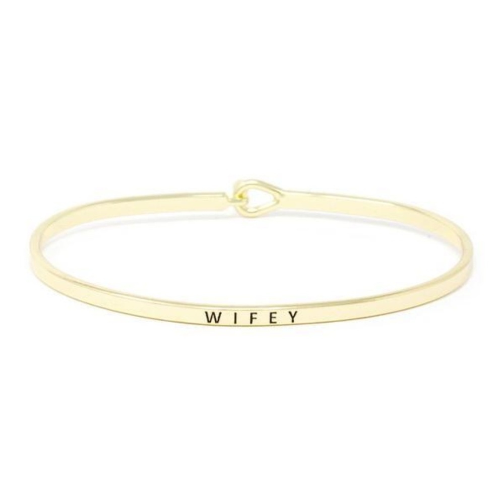 I'M "WIFEY" MESSAGE BRACELET